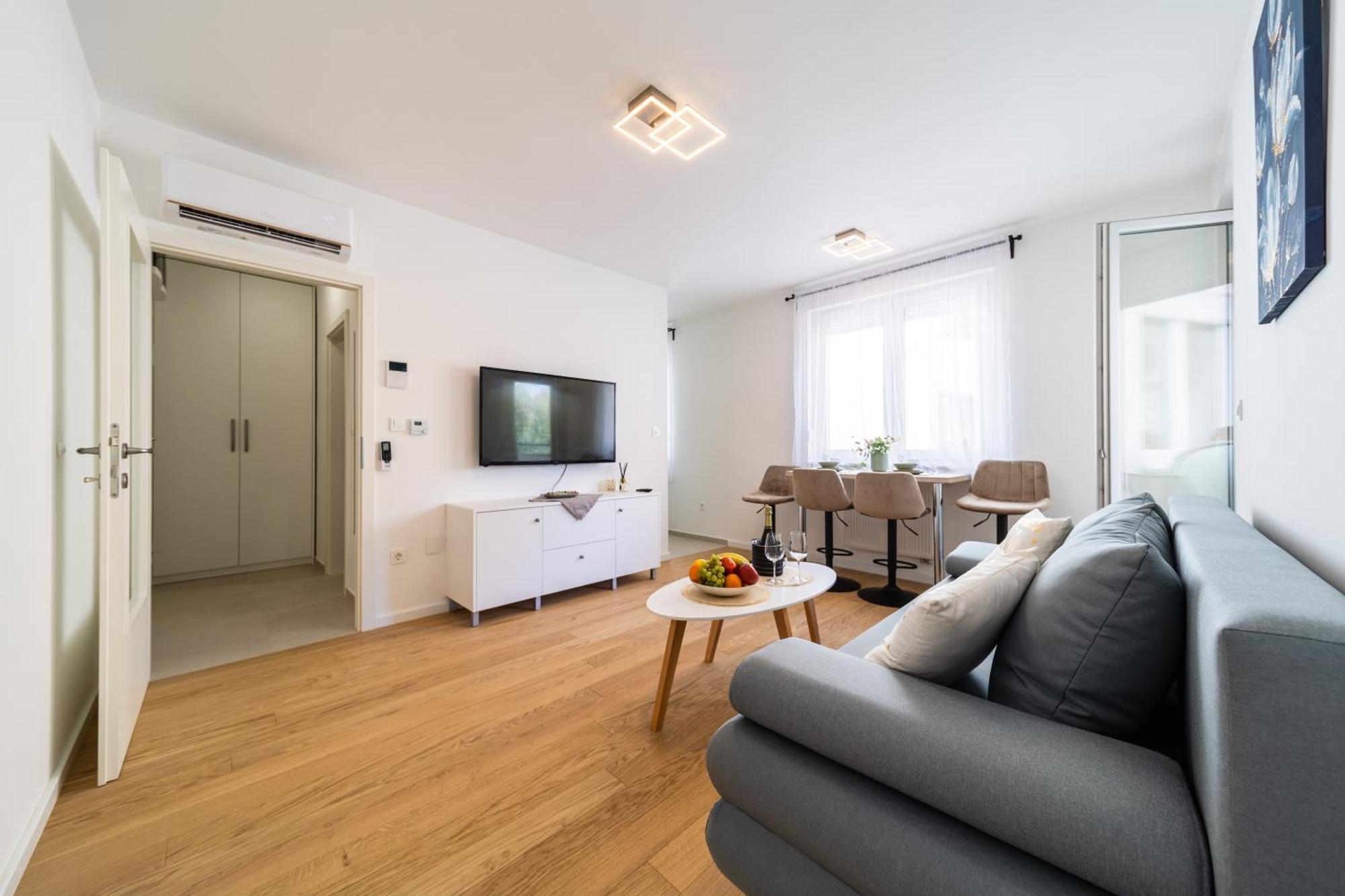 Ninas Apartman Zagabria Esterno foto