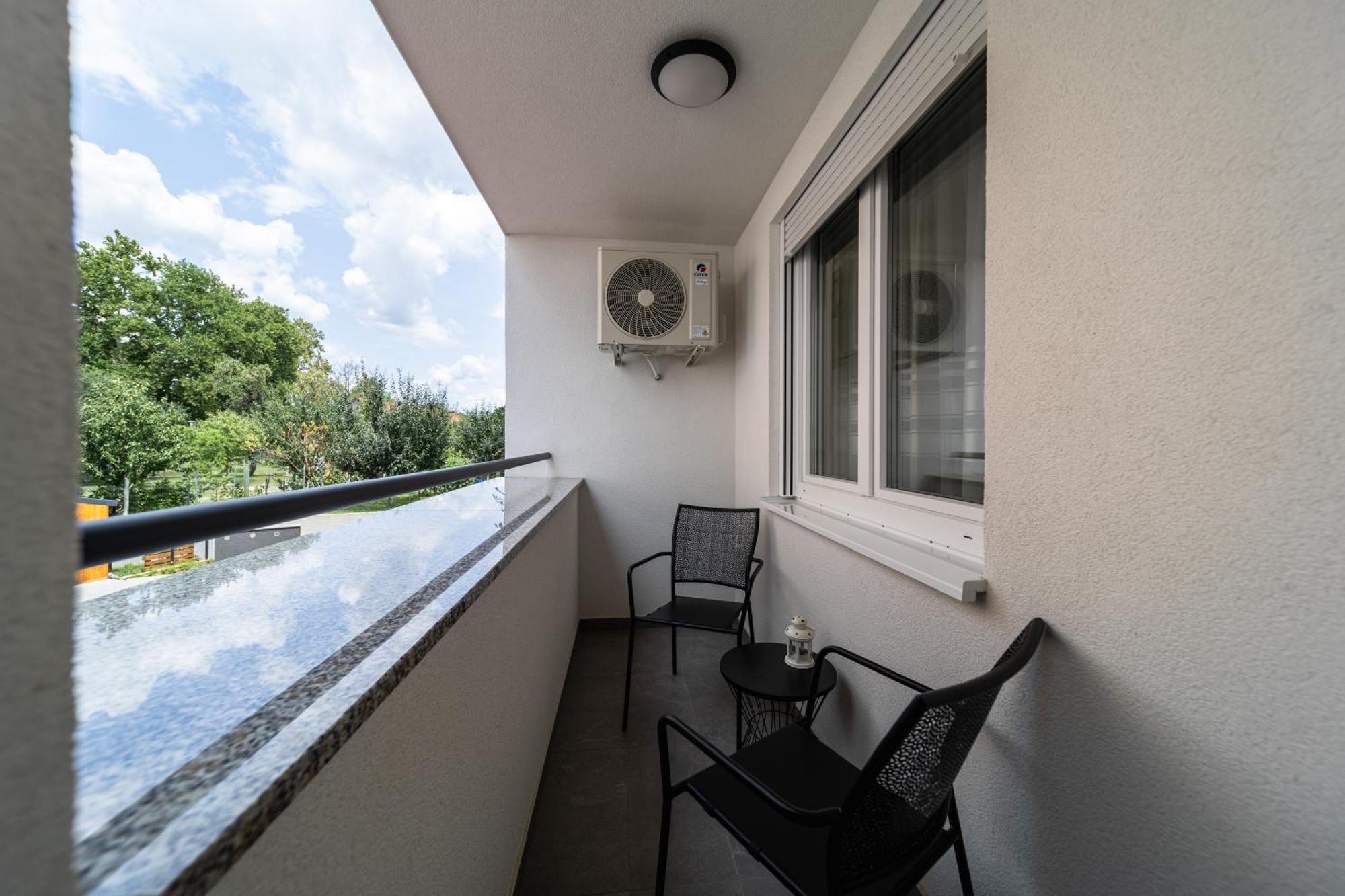 Ninas Apartman Zagabria Esterno foto